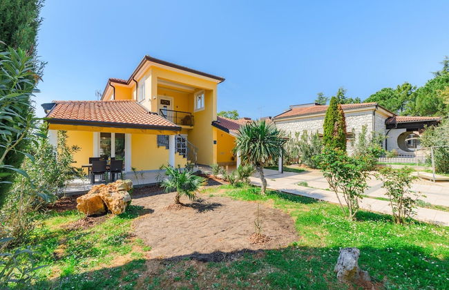 Attractive Apartment With Garden - Foto 26