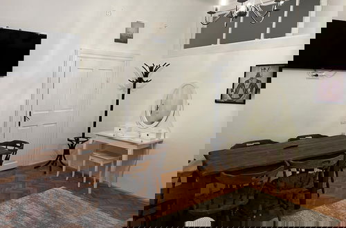 Photo 25 - Suite 49