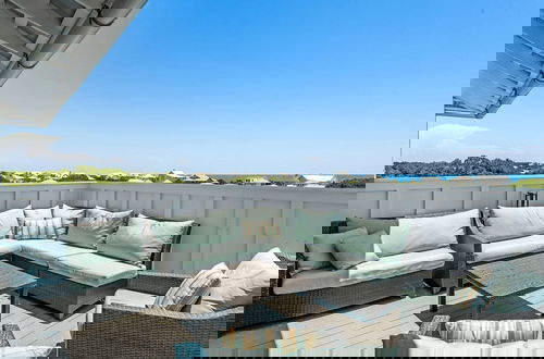Photo 4 - Our 30A Sandcastle by Avantstay Luxury Pool Rooftop Gulf Views