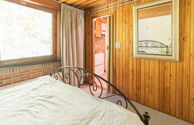 Lovely Chalet in Arendonk With Terrace - Photo 2