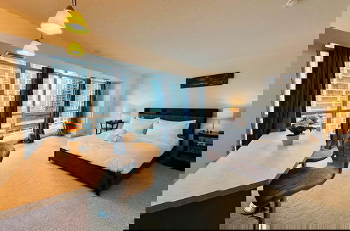 Foto 7 - Rivetstays - The Yonge Grand Suites