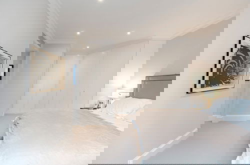 Foto 9 - Buckingham & Lloyds Knightsbridge
