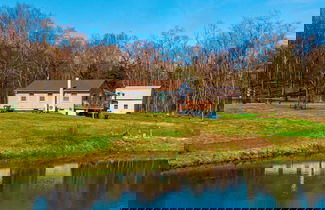 Foto 2 - Private Pond Cozy Home Enjoy
