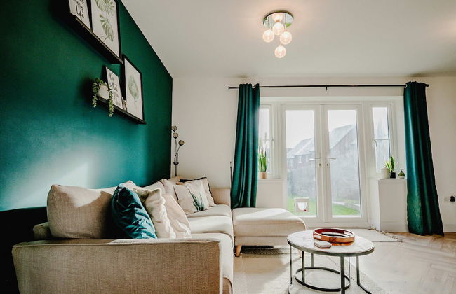 Host Stay Mercia House - Photo 2