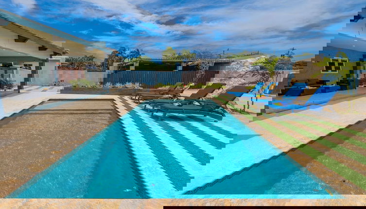 Foto 1 - Blue Villa Huge Backyard Privatepool Firepit