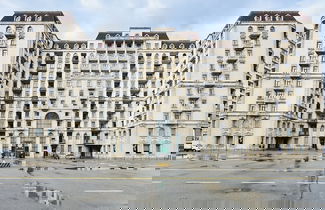 Foto 1 - Athletes Village
