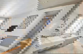 Foto 2 - 22 m2 Studio Located on the 6th Floor With Elevator: - 1 Bedroom With 140 cm Double bed - Television, Wifi - Equipped Kitchen - 1 Bathroom With Shower and 1 Toilet The Cleaning fee Includes