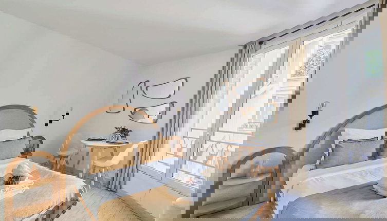 Foto 1 - 22 m2 Studio Located on the 6th Floor With Elevator: - 1 Bedroom With 140 cm Double bed - Television, Wifi - Equipped Kitchen - 1 Bathroom With Shower and 1 Toilet The Cleaning fee Includes