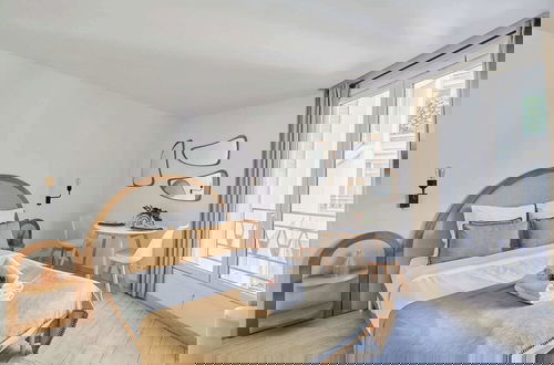 Foto 1 - 22 m2 Studio Located on the 6th Floor With Elevator: - 1 Bedroom With 140 cm Double bed - Television, Wifi - Equipped Kitchen - 1 Bathroom With Shower and 1 Toilet The Cleaning fee Includes