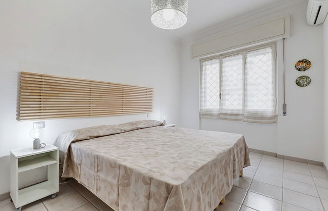Cozy 2-Bedroom Flat with Balcony - Foto 11