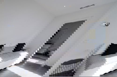 Foto 7 - Amazing Villa With Terrace