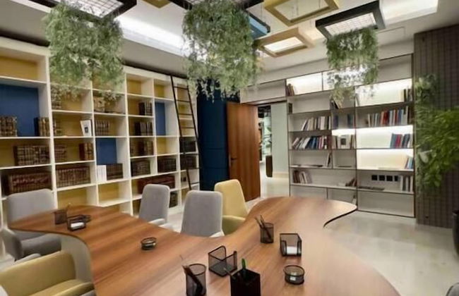 Luxurious Two Bedroom Apartment Al malqa - Photo 19