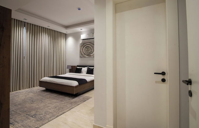 Luxurious Two Bedroom Apartment Al malqa - Photo 7