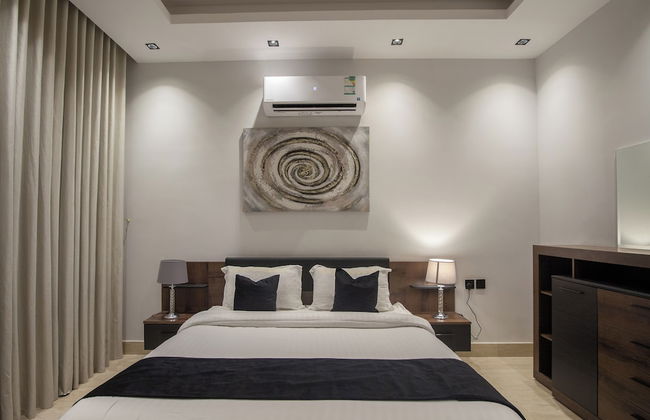 Luxurious Two Bedroom Apartment Al malqa - Photo 8