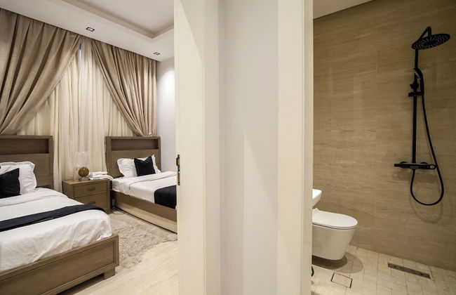 Luxurious Two Bedroom Apartment Al malqa - Photo 4