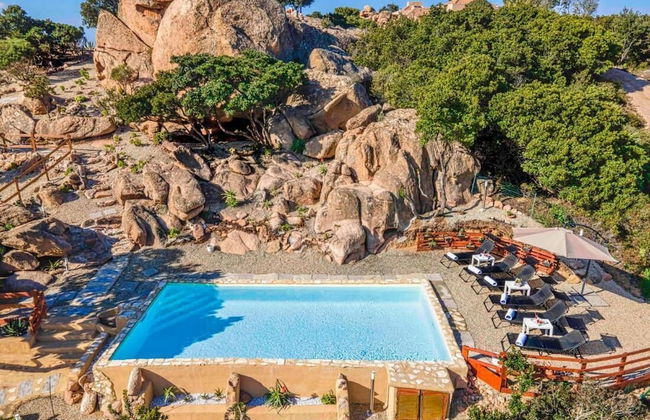 Villa Esmeralda - Free Wifi - With Swimming Pool - Foto 26