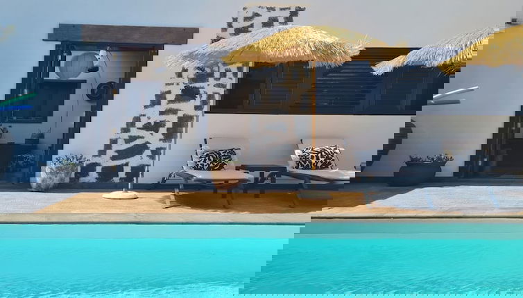 Foto 1 - Boutique Boho Glam Villa With Private Pool