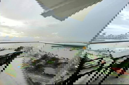Foto 12 - Oceanfront Designer Apartment PH The Sands, Next to Hilton