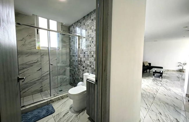 Oceanfront Designer Apartment PH The Sands, Next to Hilton - Foto 16