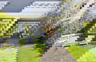 Photo 3 - Crystal Cove by Avantstay Gorgeous Charming Newport Home