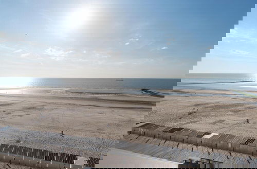 Foto 26 - Modern Apartment on sea Wall in Ostend