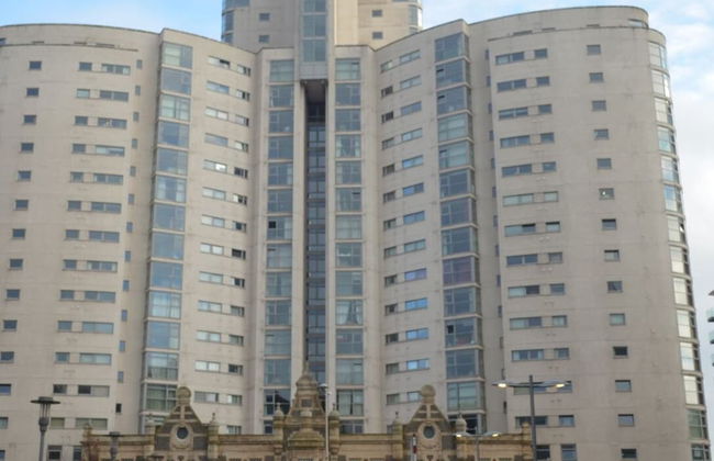 Bute Terrace Apartment - Cardiff City Center - Photo 1