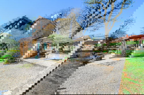 Photo 27 - Amazing Villa With Swimming Pool