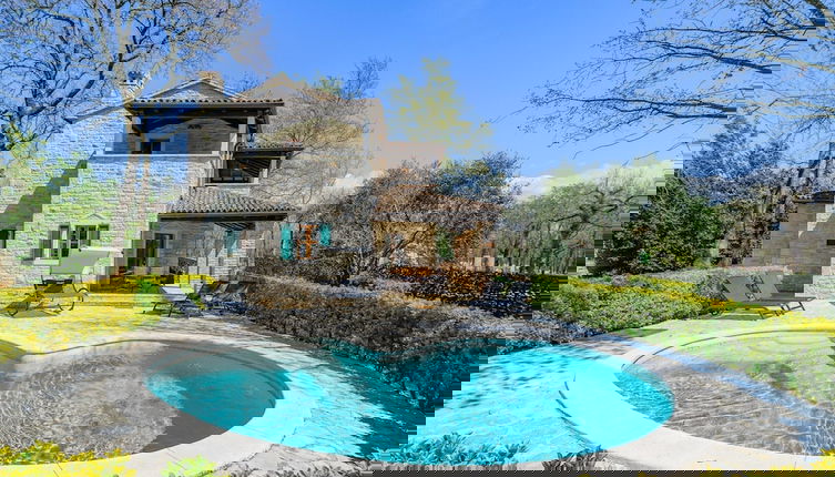 Photo 1 - Amazing Villa With Swimming Pool