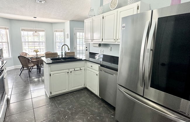 Bayou Breeze 4 Bedroom Home by RedAwning - Foto 12