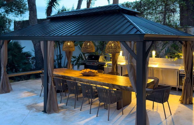 Ibizian Villa With Sea-views - Photo 16