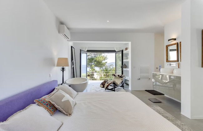 Ibizian Villa With Sea-views - Photo 7