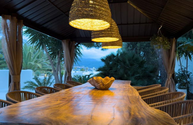 Ibizian Villa With Sea-views - Photo 31