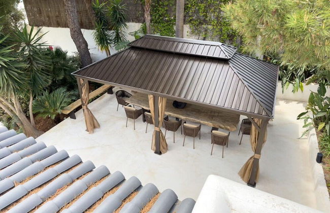 Ibizian Villa With Sea-views - Photo 30