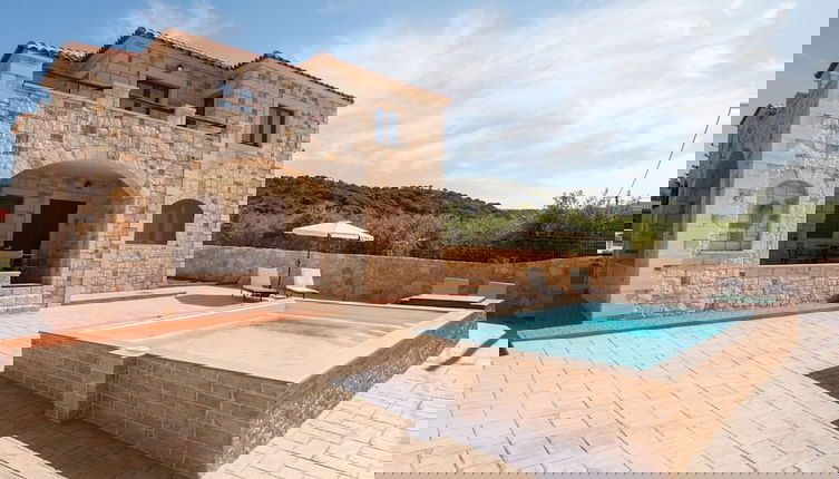 Foto 1 - Ydria Villa A With Pool