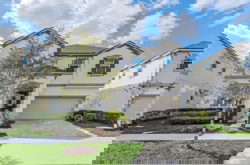 Foto 1 - Never Get Bored 9 Bed Pool, Spa, Games! 9 Bedroom Villa