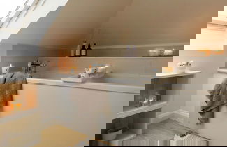 Photo 3 - Beach House for 8 With hot tub Garden