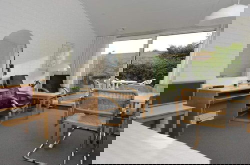 Foto 6 - Holiday Home Near Convenient Dinning-by Traum