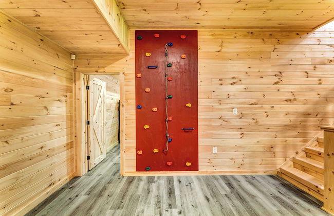 Grand Timber by Avantstay Indoor Pool, Sports Court, Game Room, & More! - Photo 38