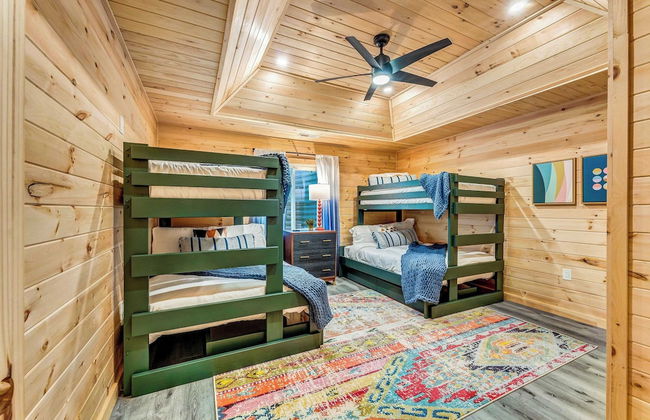 Grand Timber by Avantstay Indoor Pool, Sports Court, Game Room, & More! - Photo 57