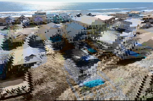 Foto 32 - Beach Home With Private Pool & Beach Access- Sleeps 6