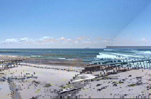 Foto 41 - Beachfront 18bed Pool Easybreezy