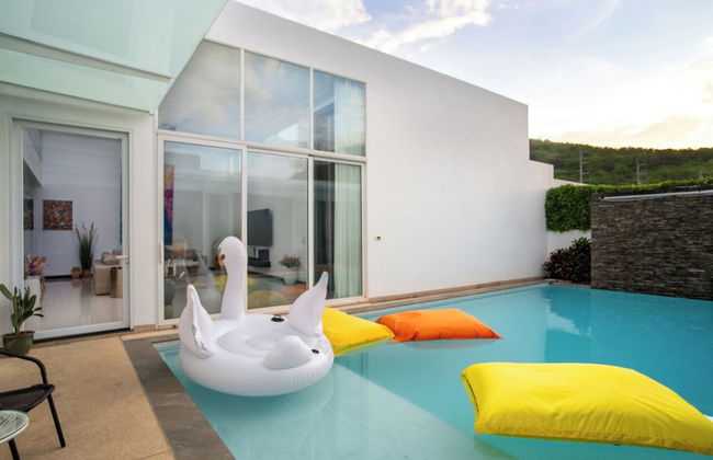 Celeste - 8BR Villa with Pool in Phuket - Photo 37