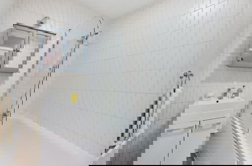 Photo 15 - The West Hampstead Base - Central 2bdr Apartment