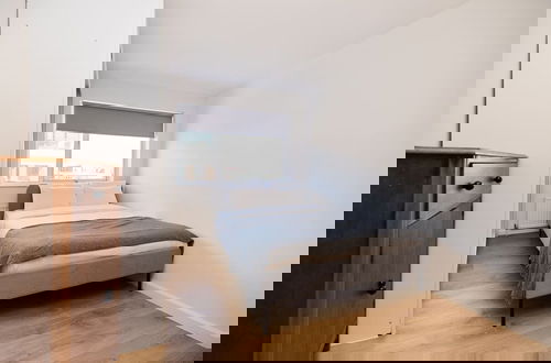 Photo 2 - The West Hampstead Base - Central 2bdr Apartment