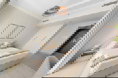 Photo 3 - Silkhaus Reflection Tower