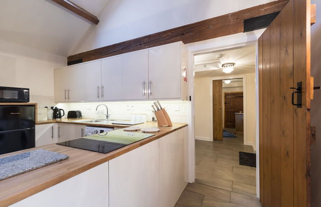 The Stables at Brambles Farm - Sleeps 2, Wifi - Foto 9