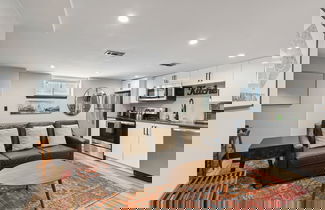 Foto 1 - Charming 2BR Townhouse Condo in Heart of DC