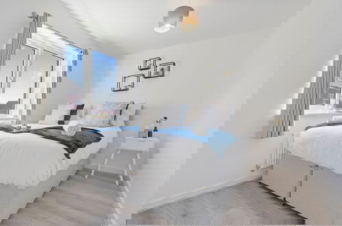 Photo 2 - City Centre House.Parking.Sofa Bed.WIFI