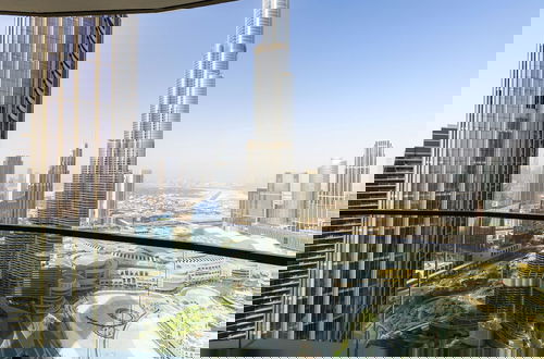 Foto 54 - Maison Privee Sky-High Elegance w/ Unrivaled Burj Khalifa Views