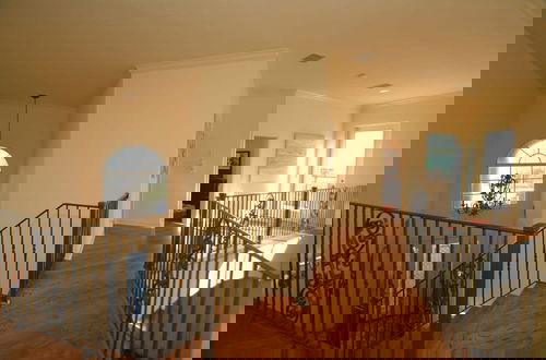 Foto 42 - Ocean View Paradise - Steps Away From the Beach